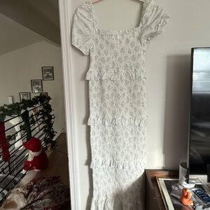 Elegant White and Gray Maxi Dress